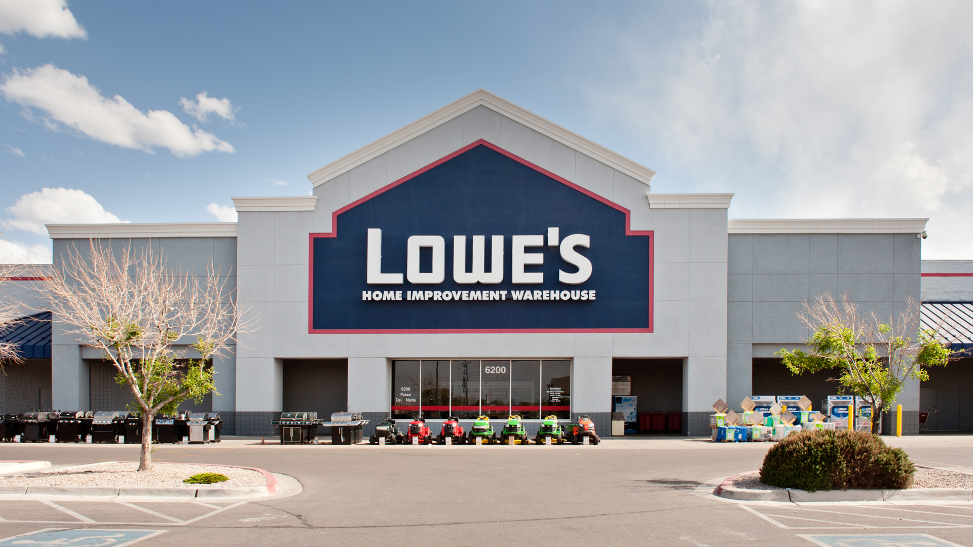 Lowe's vs Home Depot: Complete Price Comparison Guide for Smart Shoppers