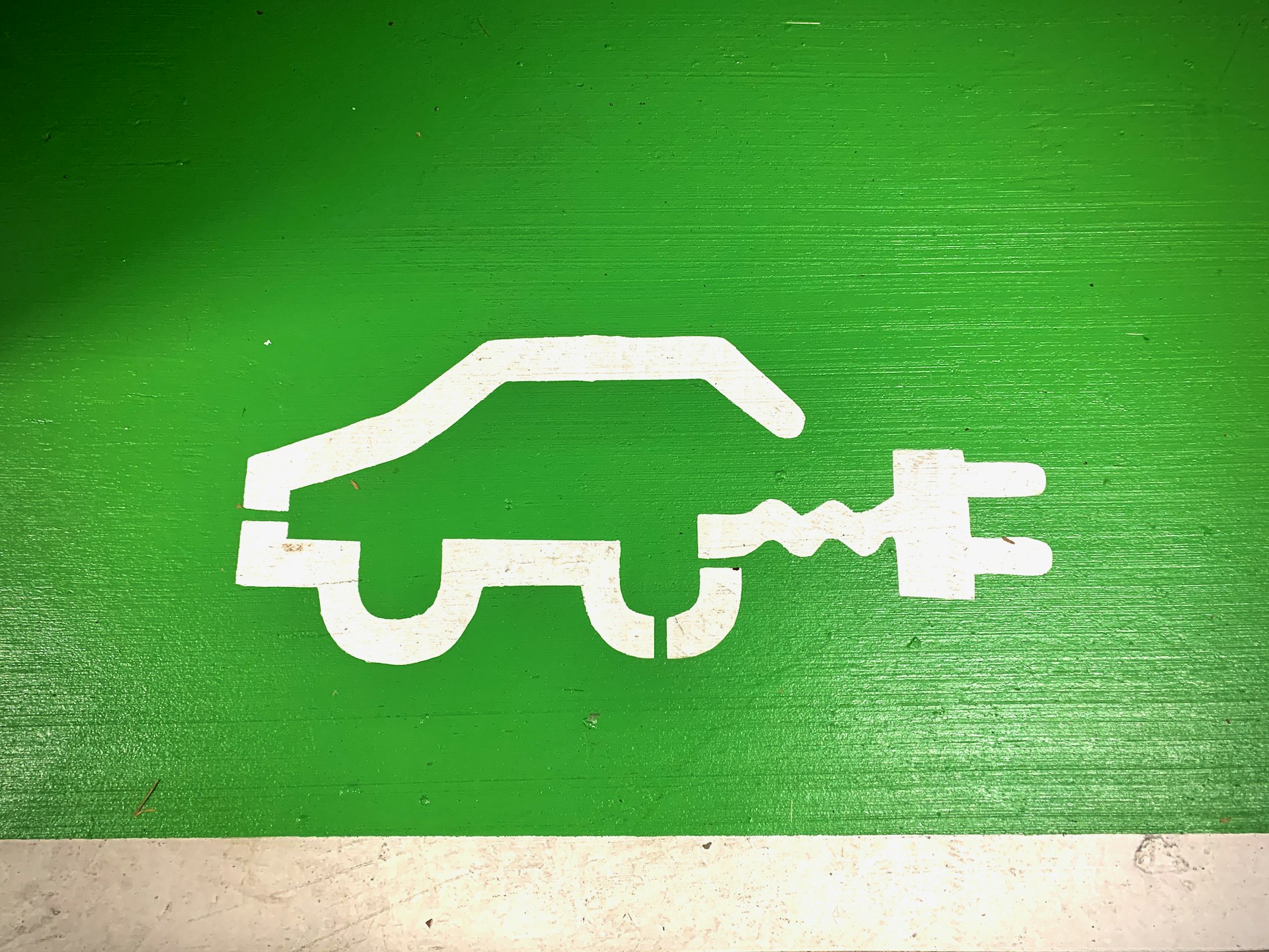 Driving Sustainability: How E-Fuels Are Transforming Auto Manufacturing