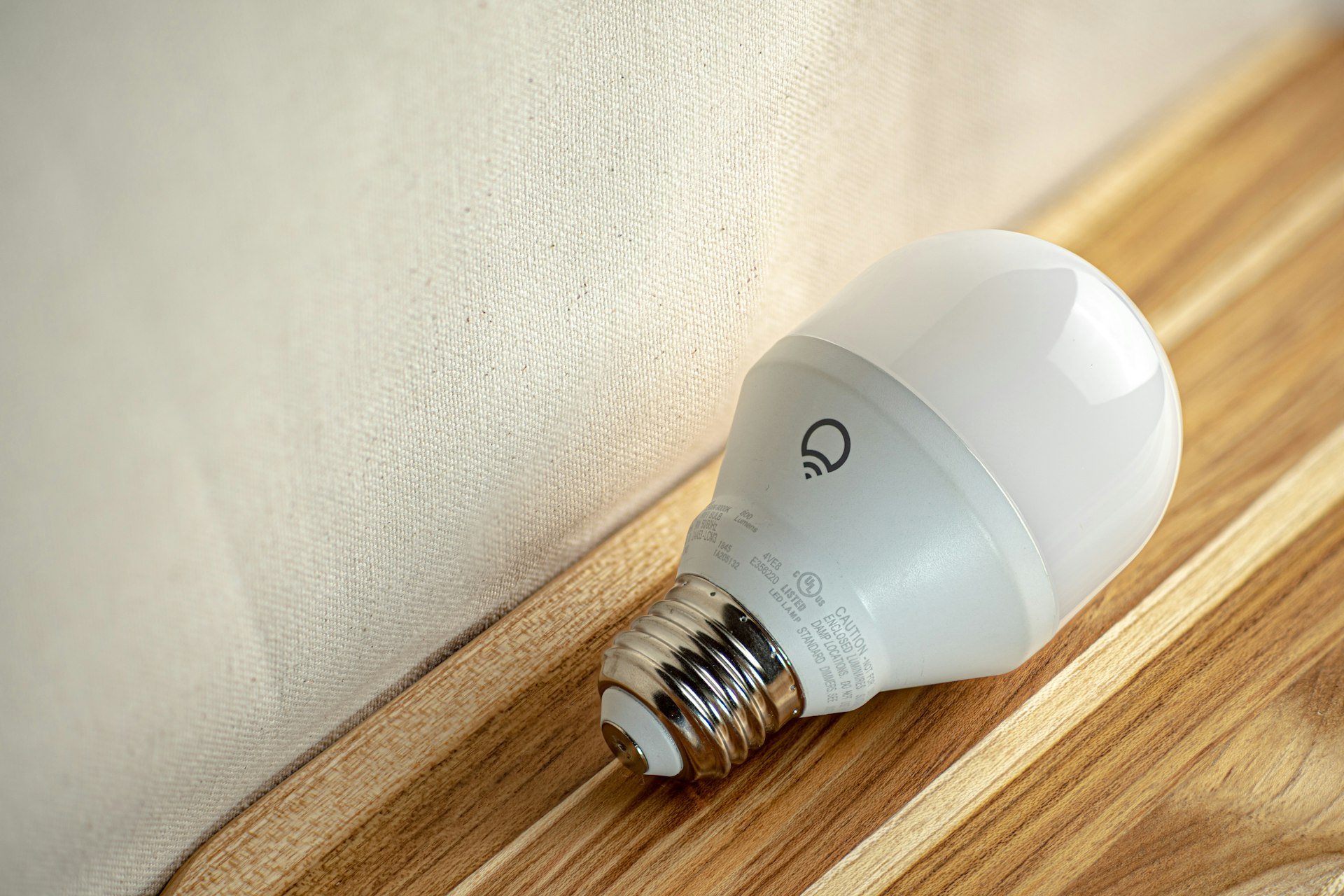 A Complete Guide to Sustainable Lighting Solutions for Modern Homes
